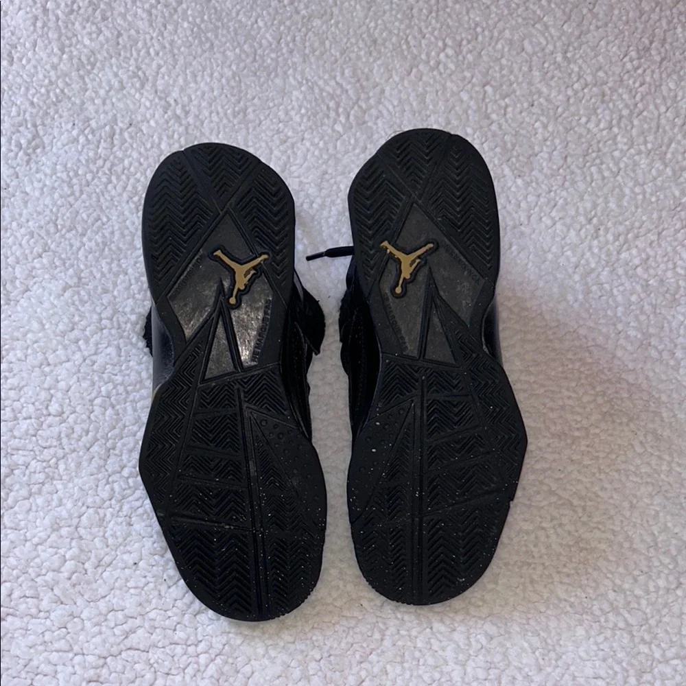 Jordan Black and Gold High-Top Sneakers Unisex’s